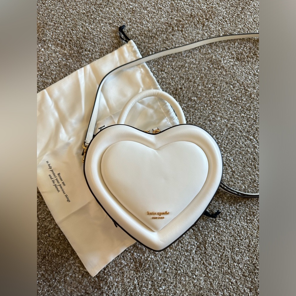 NWT Kate Spade Pitter Patter Smooth 3D Leather Heart Purse - Picture 5 of 8